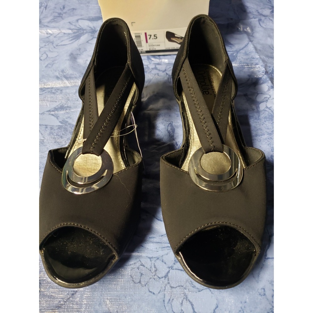 Croft & Barrow® Overture Women's Wedge Sandals, Ortholite comfor foam insoles s
